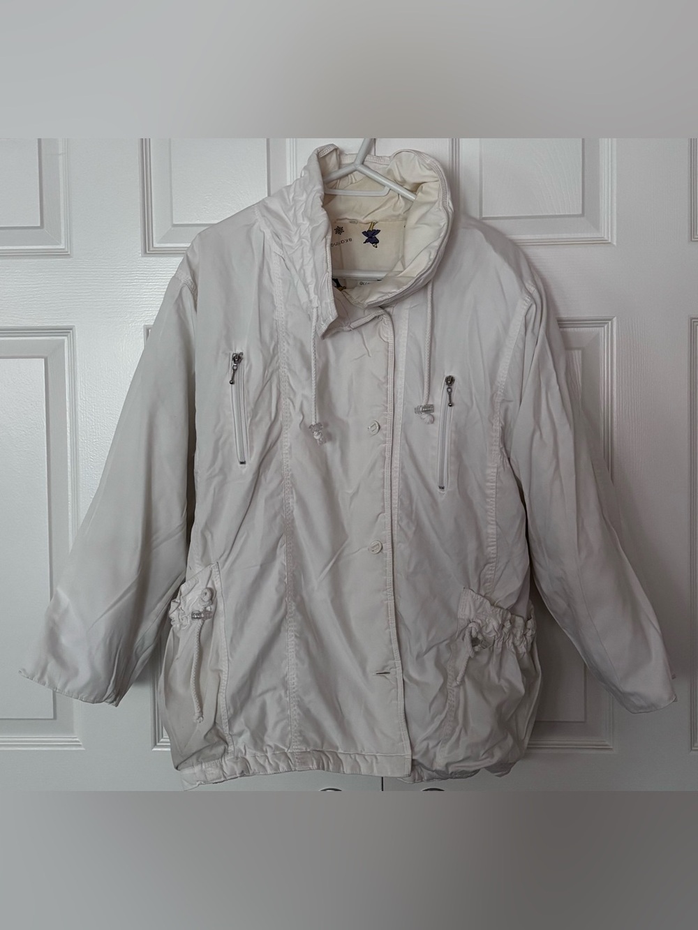 Vintage White Puffer Coat with Drawcord Details